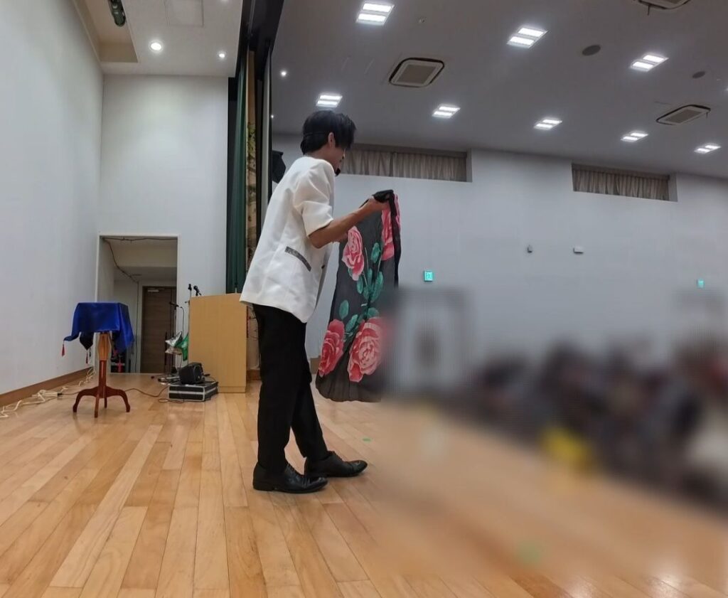 大阪 キッズマジックショー 大東市 出張マジシャン