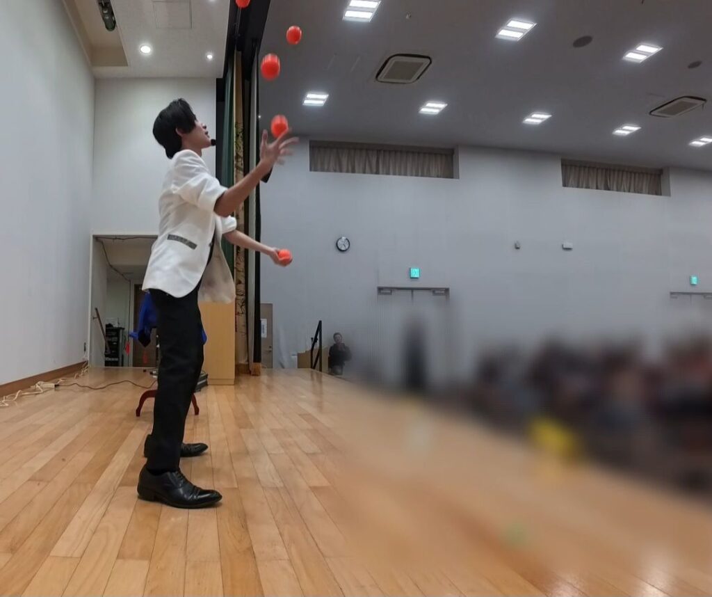 大阪 キッズマジックショー 大東市 出張マジシャン