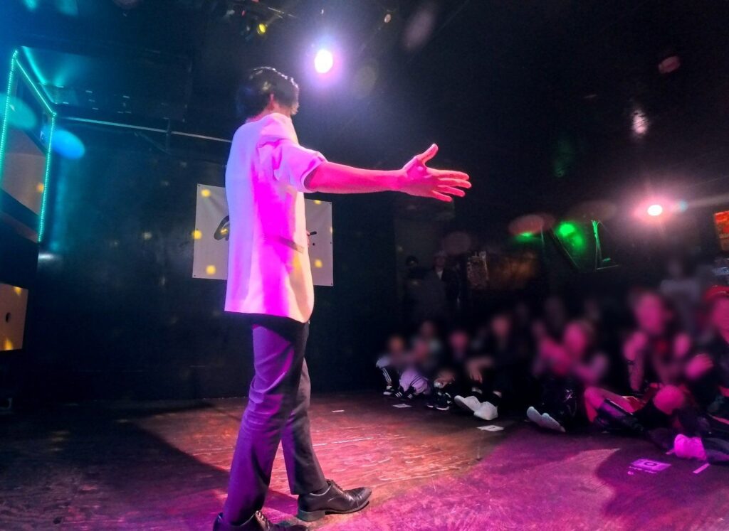 大阪・心斎橋マジシャン