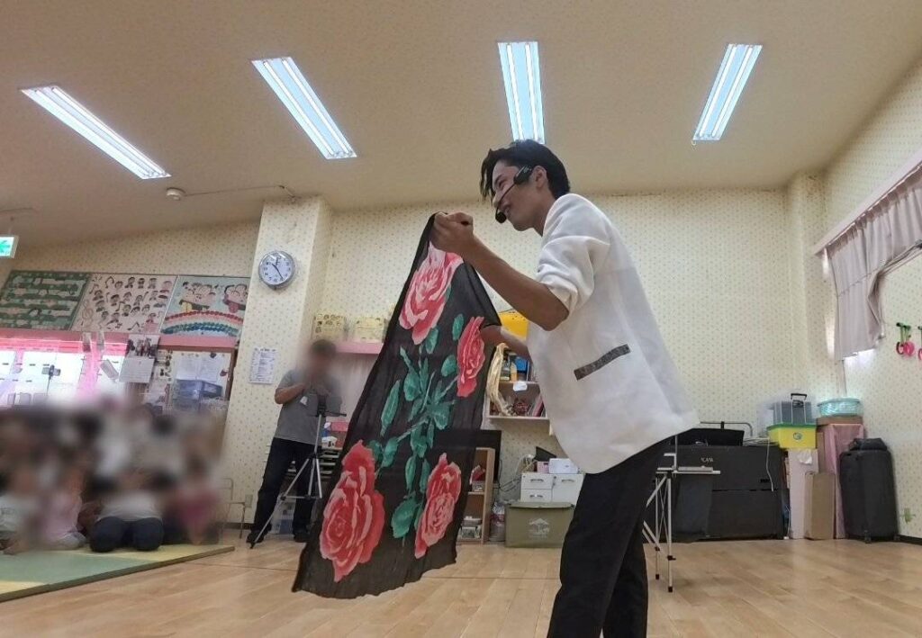 保育園マジシャン