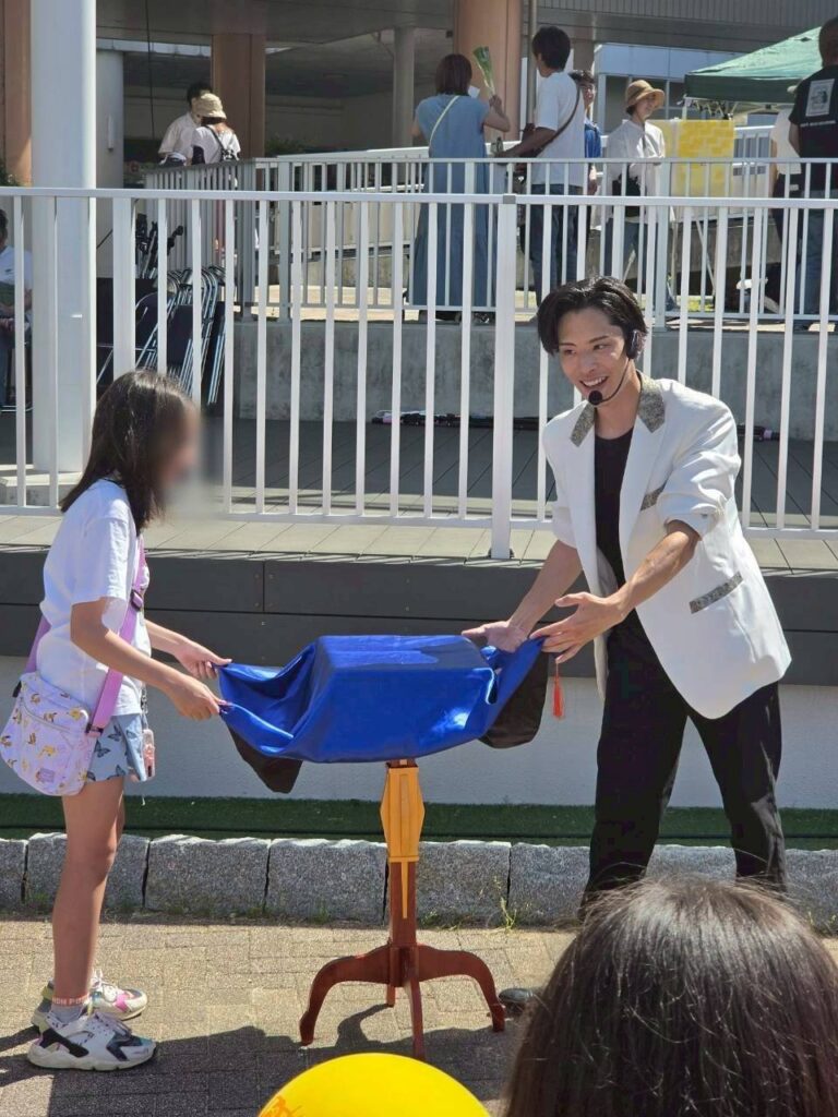 西宮マジシャン
