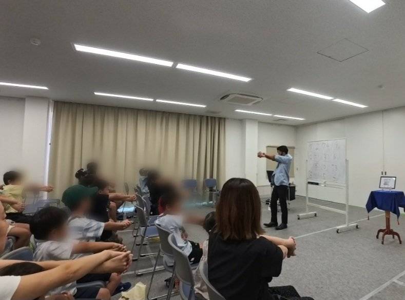 敬老会マジシャン