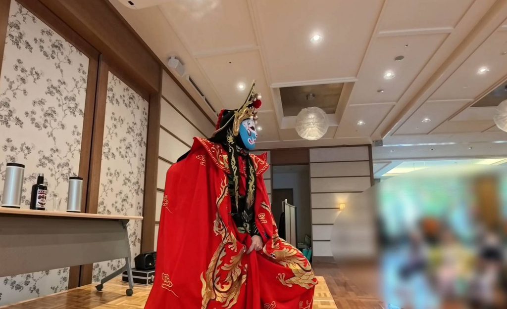 伊丹市変面